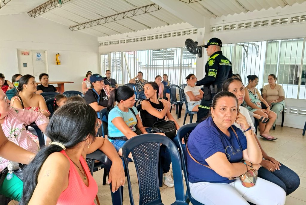 Departamento de Policía Meta tweet media