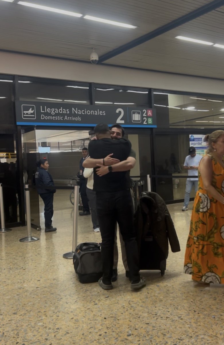 Bearded Man 🧔🏻‍♂️ tweet media