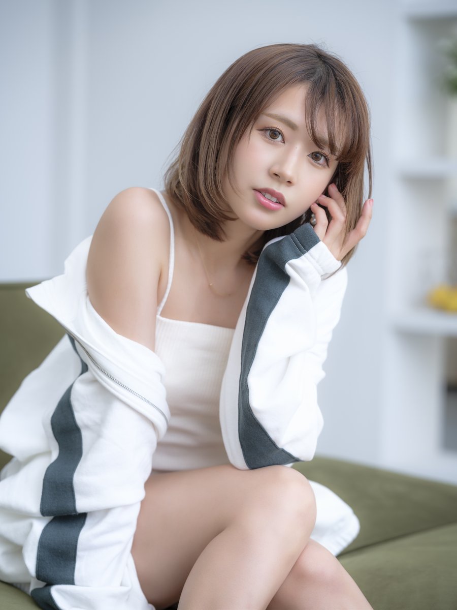 ゆりあ tweet media