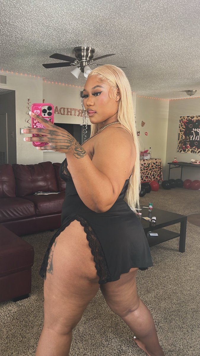 welovesour's tweet photo. Cum fuck me dada🤑🫦 https://t.co/l4oZLdPshv