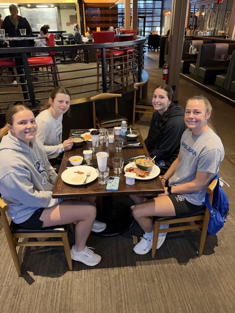 𝐃𝐚𝐤𝐨𝐭𝐚 𝐖𝐞𝐬𝐥𝐞𝐲𝐚𝐧 𝐖𝐁𝐁 tweet media