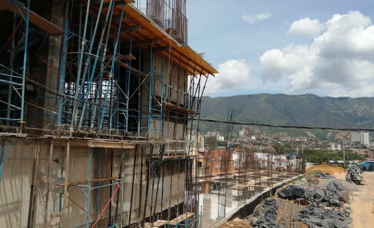 Corrillos tweet media