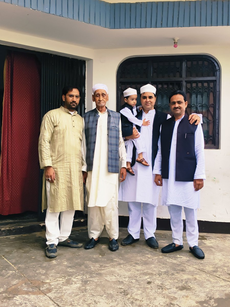 ArshadShera's tweet photo. Assalam Alaikum 
*May the blessings of Allah fill your life with happiness and open all the doors of success now and always.*

*Eid Mubarak!*

Regards:
Arshad Shera Advocate https://t.co/HVJigf1VWI