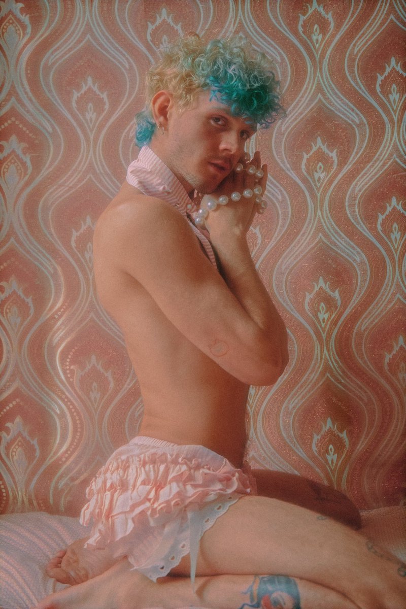 beep boop tweet media