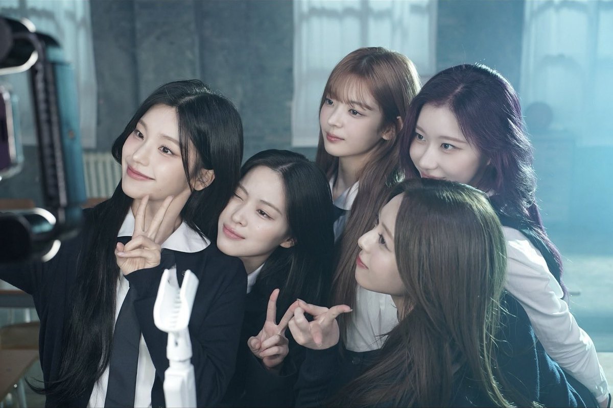 올인어스! 전원 미소녀 걸그룹 여기 “있지”의 “있지”입니다! 라는 그룹이 잇슨