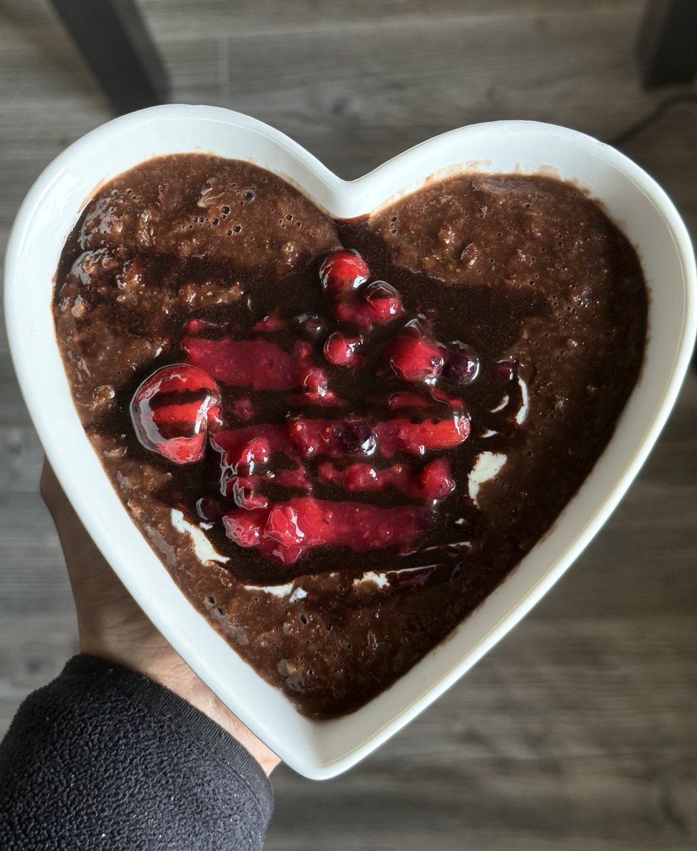 emlovefood's tweet image. Did not go how I wanted but #ohwell 

350 kcal 19g protein