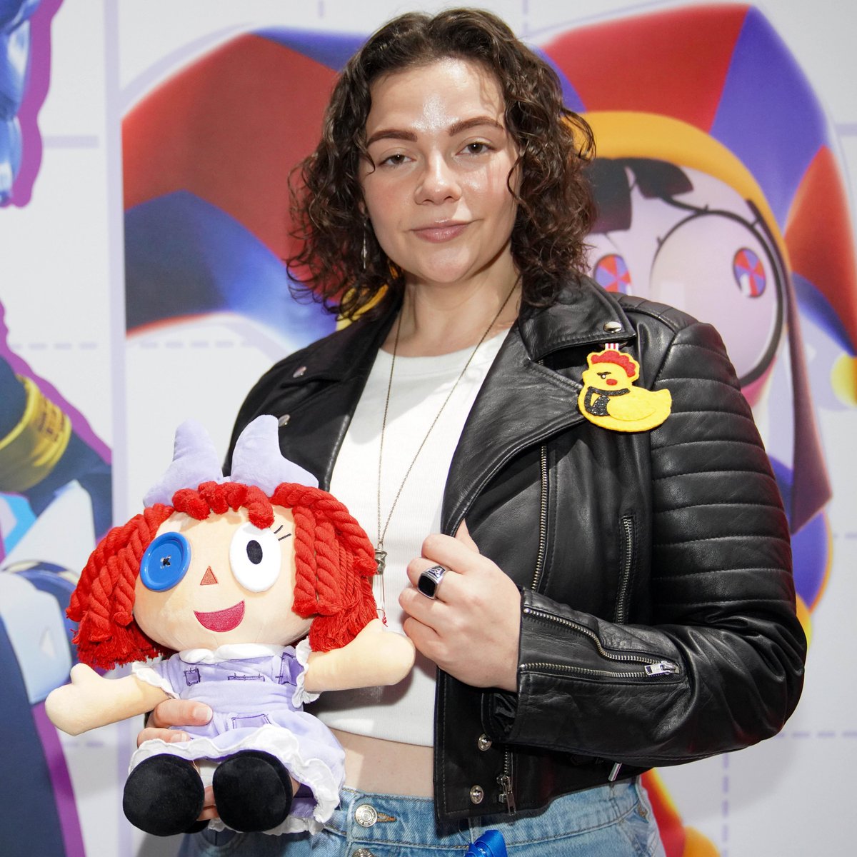 Fantime_Horror's tweet image. 🧩 POPPY PLAYTIME TRIVIA ‼️

🎪 Episode 8 of The Amazing Digital Circus just dropped, but did you know that Amanda Hufford, the voice of Ragatha, also voices Oliver (The Prototype) in one of the Chapter 5 VHS tapes? 🎙️

#PoppyPlaytime #PoppyPlaytimeChapter5