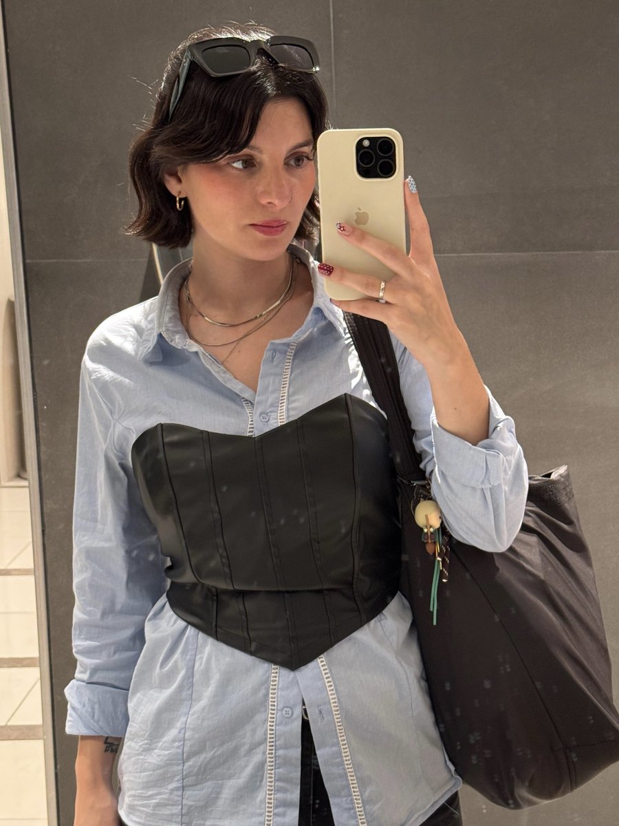 ☆⋆｡LØLA°‧★ (DEVIL’S EYES) tweet media