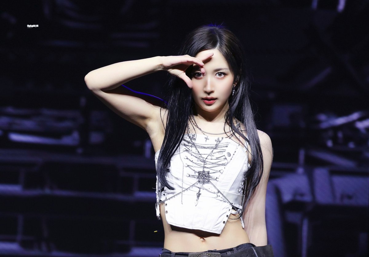 온리원☀️ tweet media