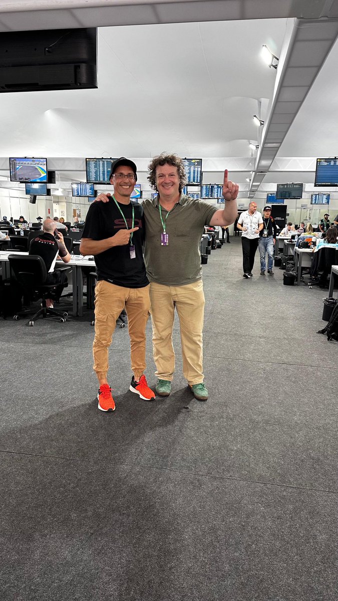 Gato Barbery tweet media