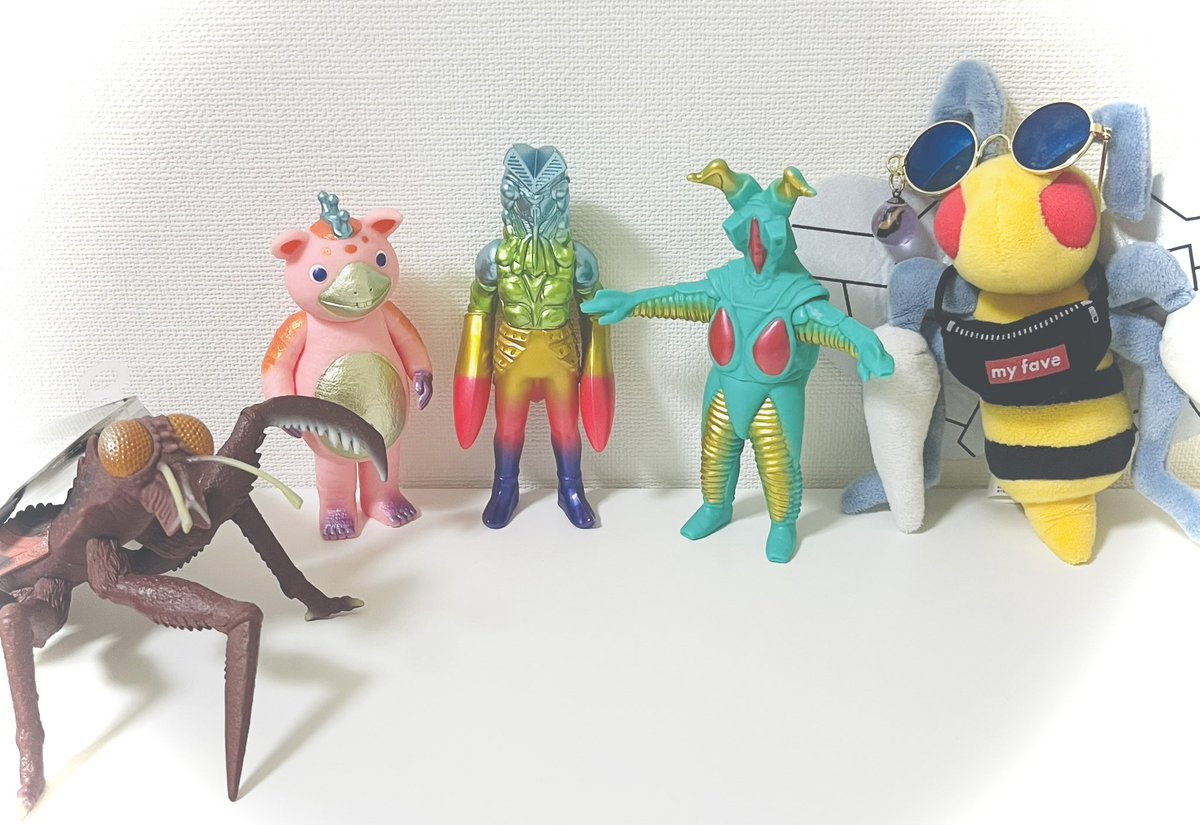 KAIJU COLORS 2(カイジュウカラーズ2)を今回は3匹お出迎え 