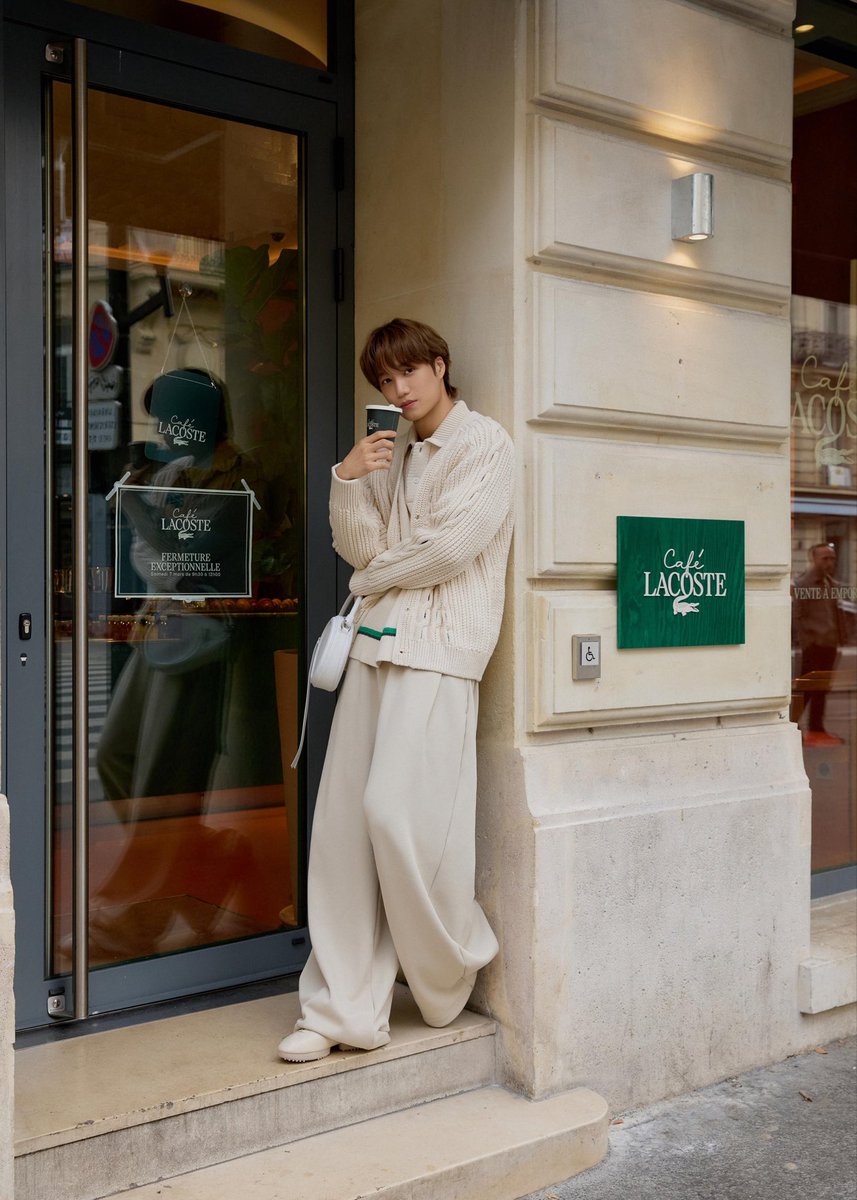 EXO GLOBAL tweet media