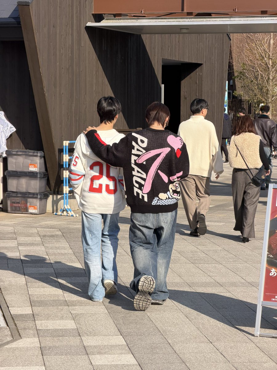 jimmy.jimmoi tweet media