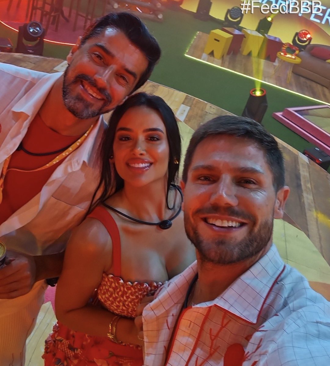 centralreality's tweet photo. Curte esse tweet quem tá fechado com esse trio #BBB26 https://t.co/huhEpvLboB