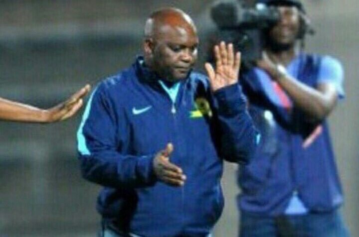 ™ m ë K éę L tweet media