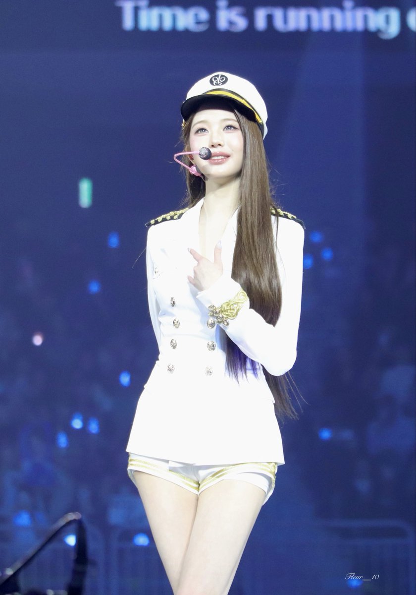 Fleur__10's tweet photo. 260321

소원을 말해봐

#장원영 #원영 #WONYOUNG #ウォニョン
#IVE #아이브 #DIVE_into_IVE https://t.co/7A3LGlkzbq