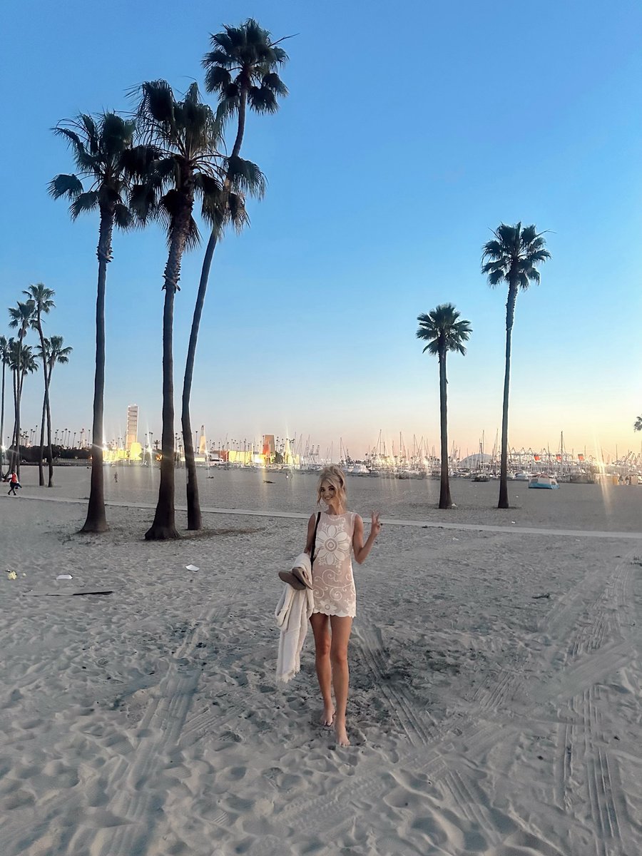 Sarah Darling tweet media