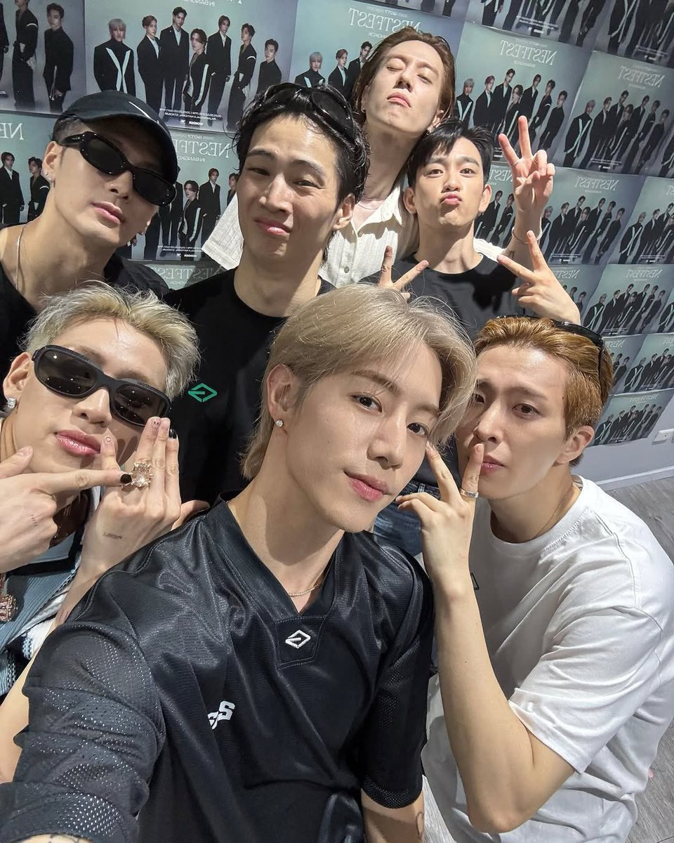 bee (베아) tweet media