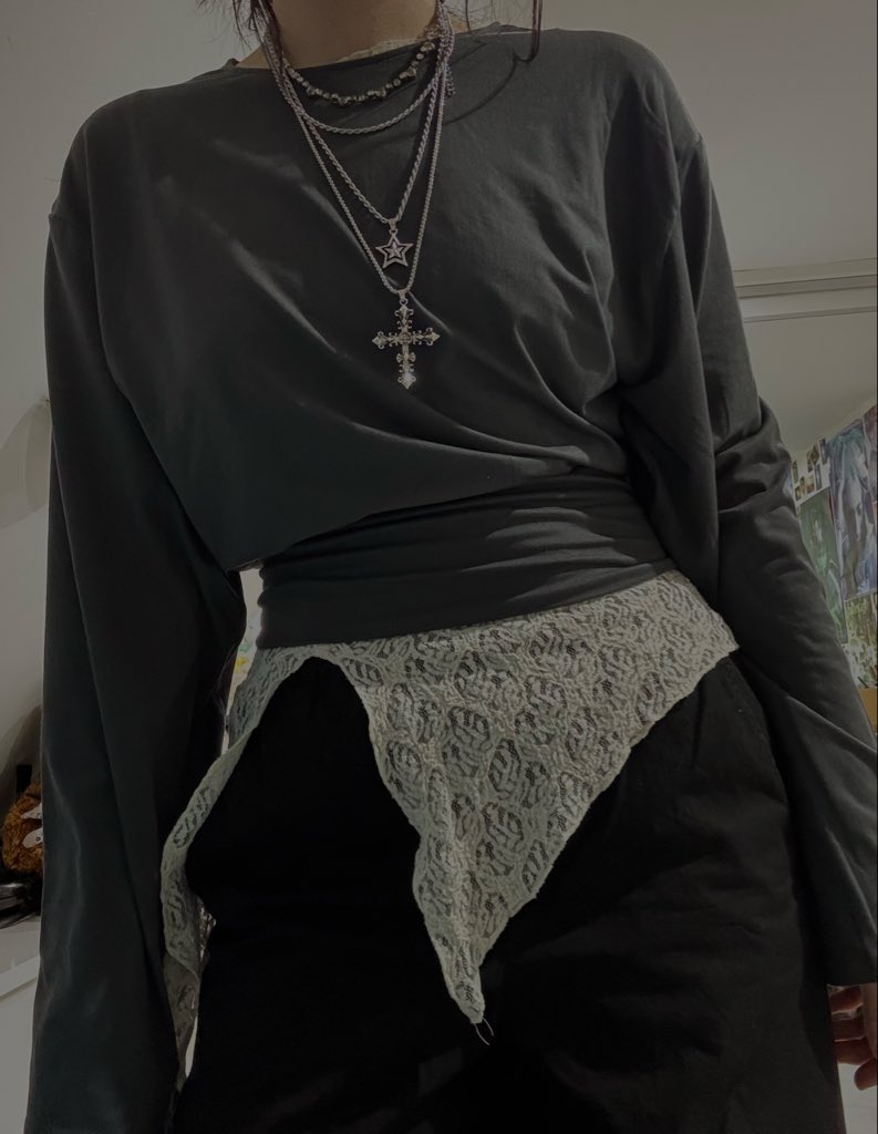 🍙 karaluch 🥢 will see 5sos tweet media