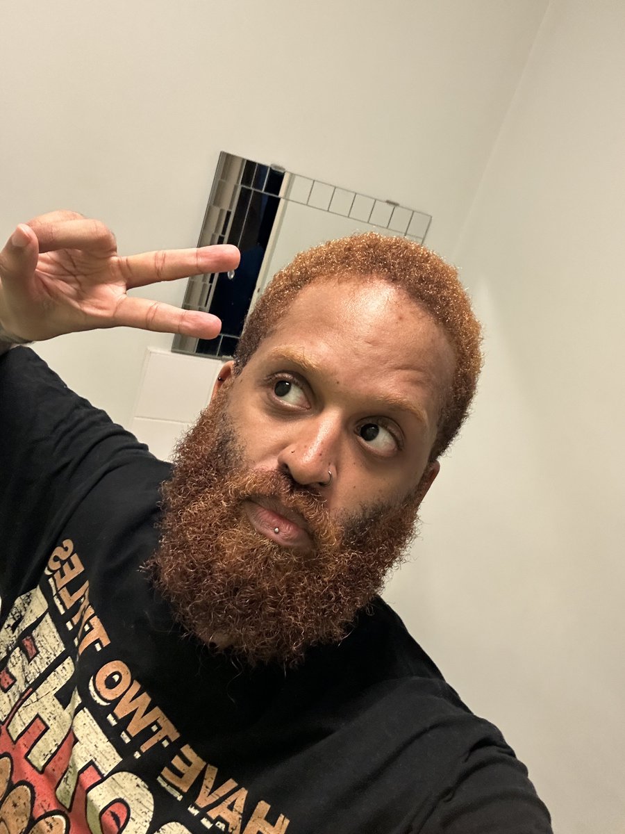 SenseiTash tweet media