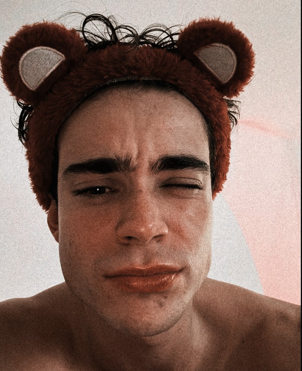 𝑬𝒕𝒉𝒂𝒏 tweet media