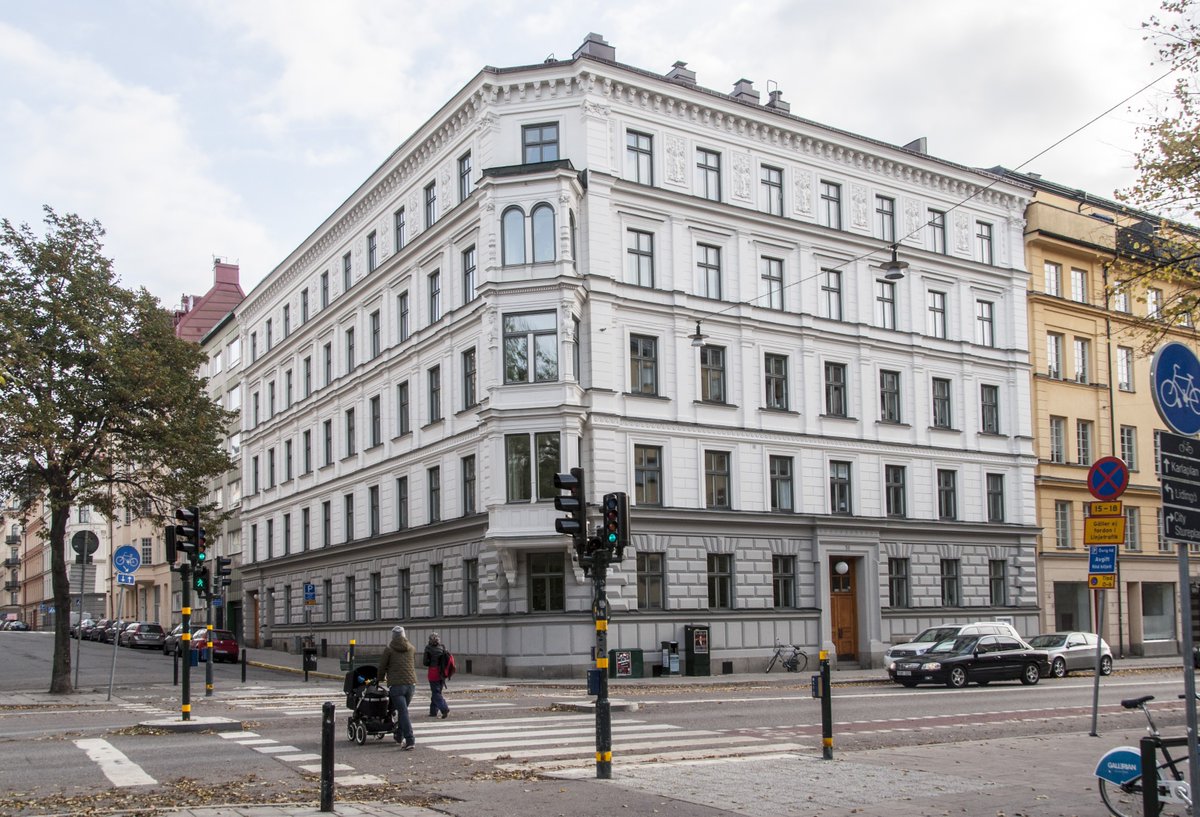 Traditional Architect Birthdays tweet media