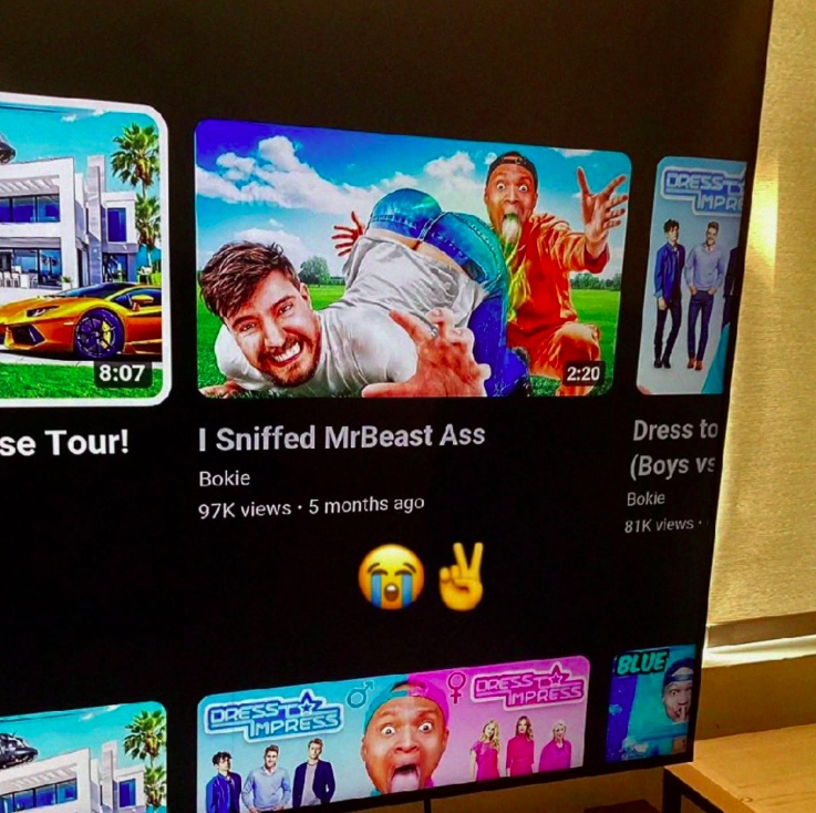 Shitpost 2077 tweet media