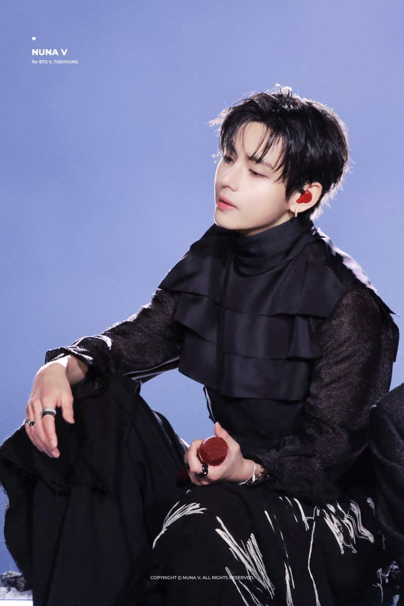 •ᴗ• 𝕂.𝕋ⓐⓔ𝕙𝕍🐻｡ ༘˚ tweet media
