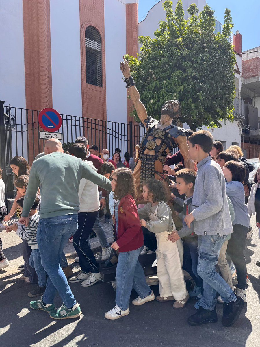 Dolores del Cerro tweet media