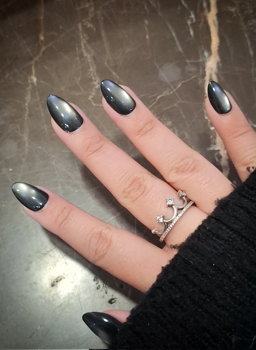 𝓻𝓮𝓲𝓷𝓪 ♥︎ tweet media