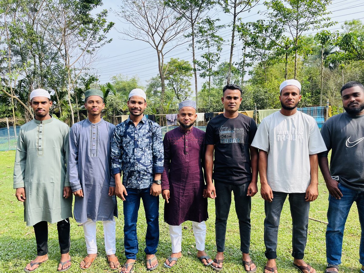 Emdadul4090's tweet photo. Eid mubarak 🥰 https://t.co/uEIdUV3drr