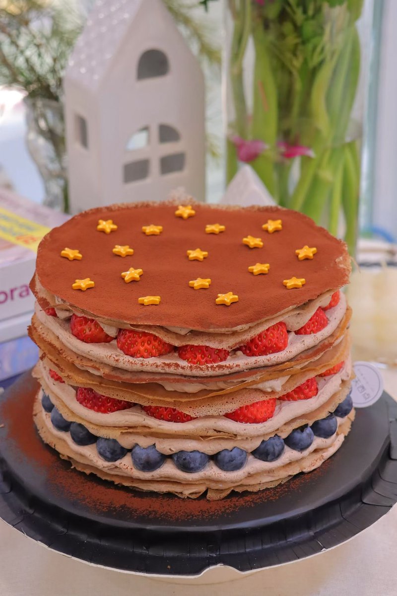 LLjLK3's tweet photo. Today I brought the thousand layer cake I made and participated in the Cherry Blossom Festival event here.#pinghu https://t.co/YY3EvkEwKR