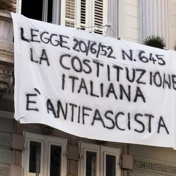 SabrinaPillot🇮🇹🇪🇺🌈 #facciamorete #Resistenza tweet media