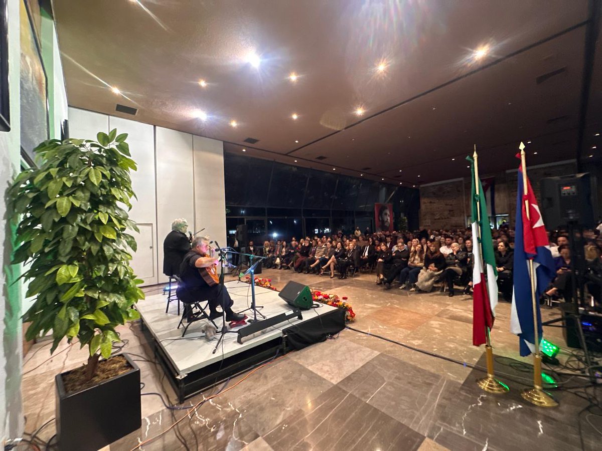 Embajada de Cuba en México tweet media