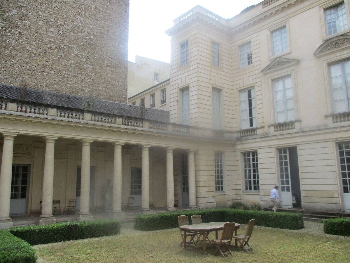 Traditional Architect Birthdays tweet media