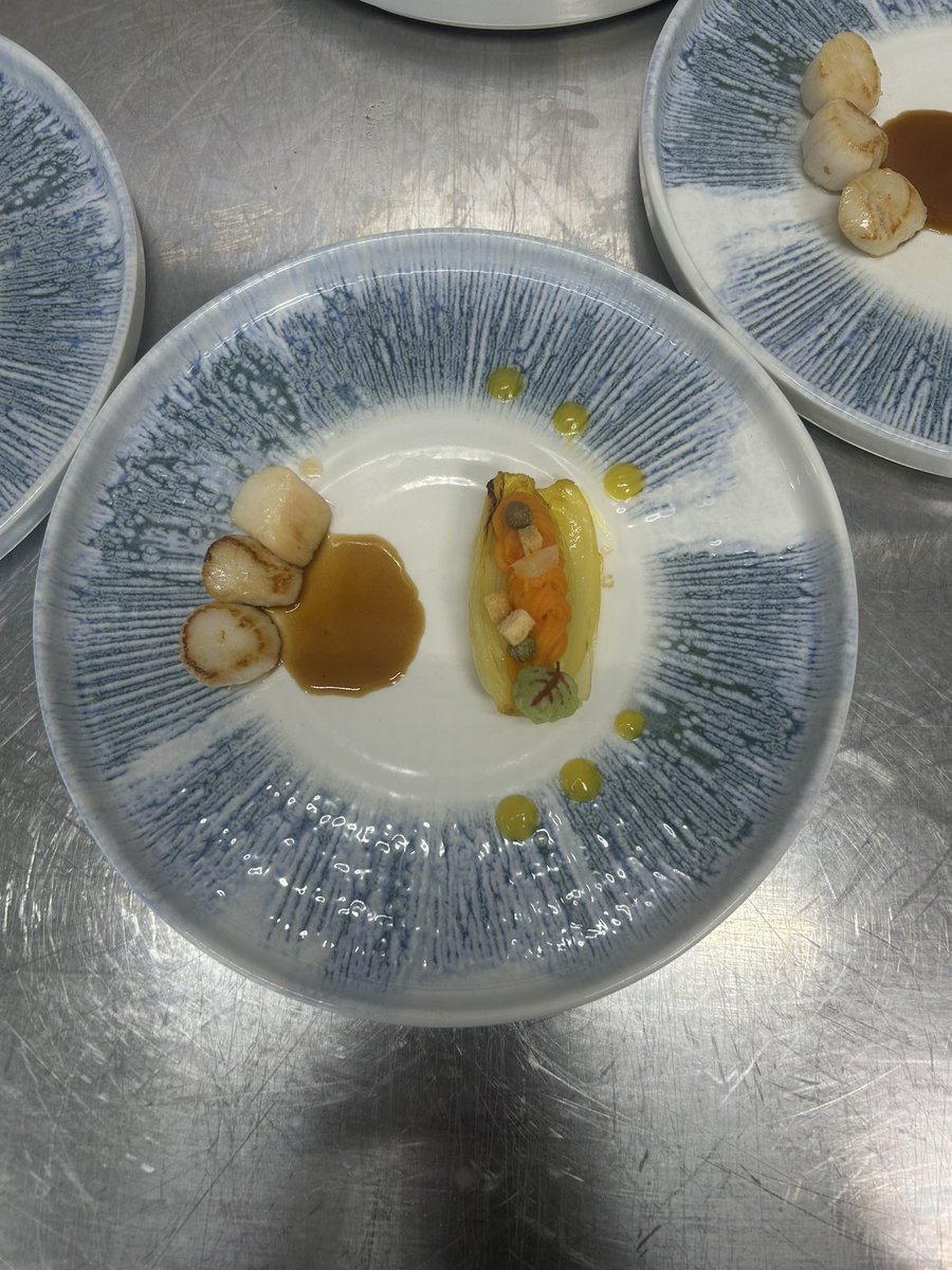 DirtyDeLaFontaine tweet media