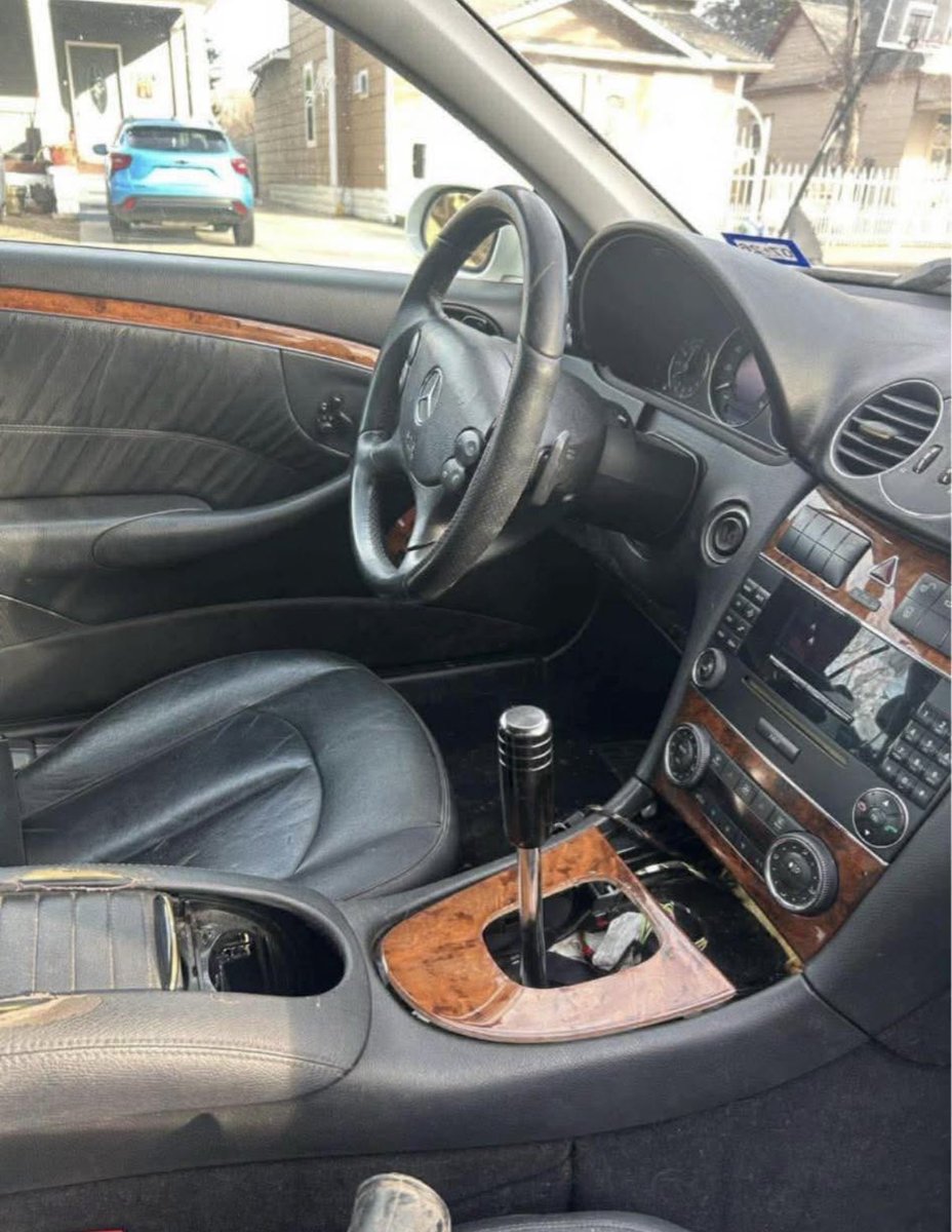 aquadenta tweet media