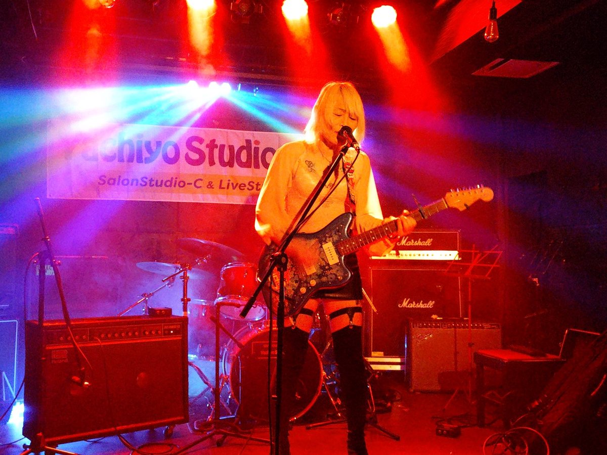 MINT(中性12弦、6弦弾き&DorothyのBass) tweet media