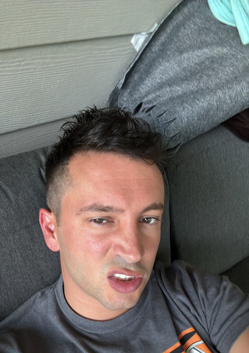 kyl¡e ⊬ tweet media