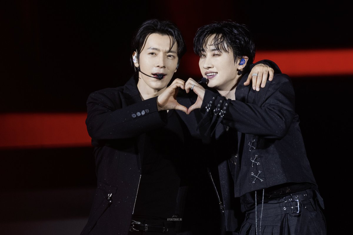 2026.03.21 SUPERSHOW 10 in  Ho Chi Minh

🐶🐰

<a href="/AllRiseSilver/">Dalnim</a> <a href="/donghae861015/">Super Junior 이동해</a> 
#슈퍼주니어 #SUPERJUNIOR #은혁 #이혁재 
#EUNHYUK #동해 #이동해 #DONGHAE #은해
#SUPERSHOW10inHOCHIMINH