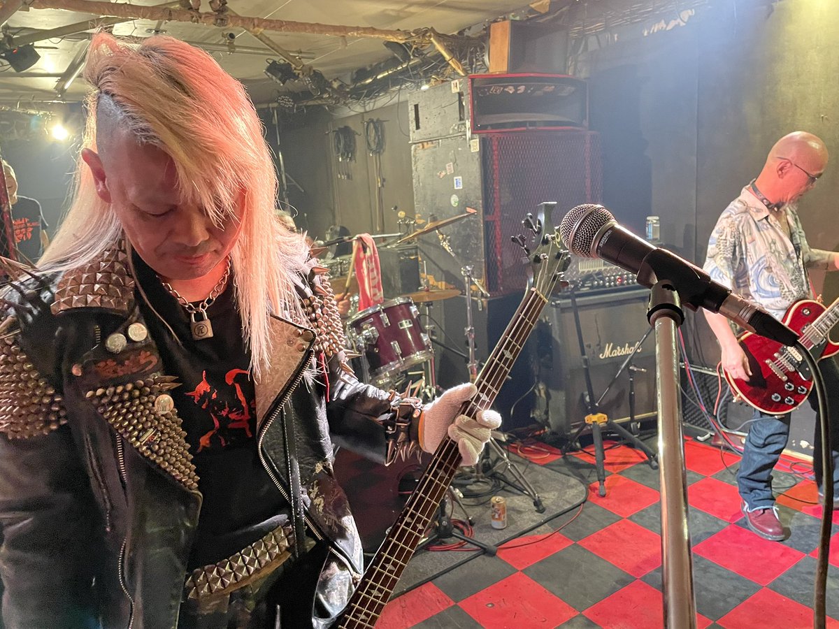 愚怒魍忍愚　HIDE tweet media