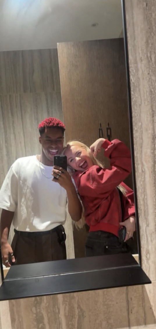 DZ Worlds Collide News! tweet media