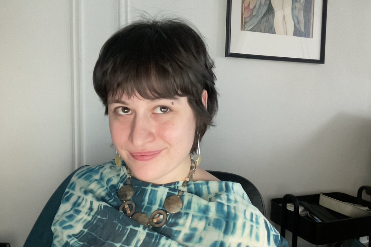 archaicsmiling's tweet photo. feeling #quebecois lately #hairprogress #hairlengthening #devilishthots https://t.co/qZx438jrEl