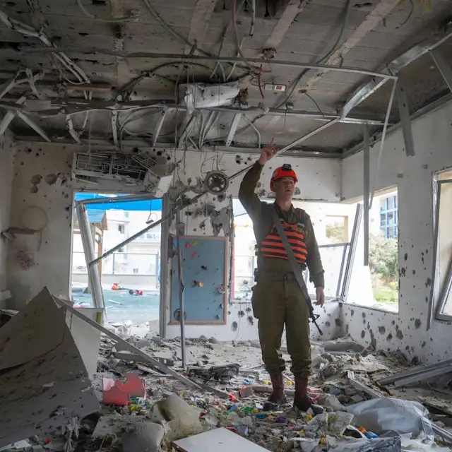 Earthfriend21's tweet photo. #Post from the #IDF #Israel 🇮🇱
This is the true face of the #Iranian #regime. This morning, the Iranian regime fired a barrage of rockets, hitting and damaging a kindergarten in #RishonLeZion. This is exactly the kind of terror we are operating against. https://t.co/C6ACSq7mb1