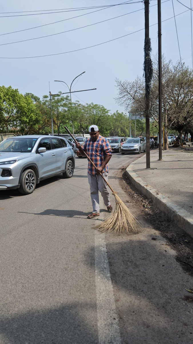 Avinash Singh tweet media