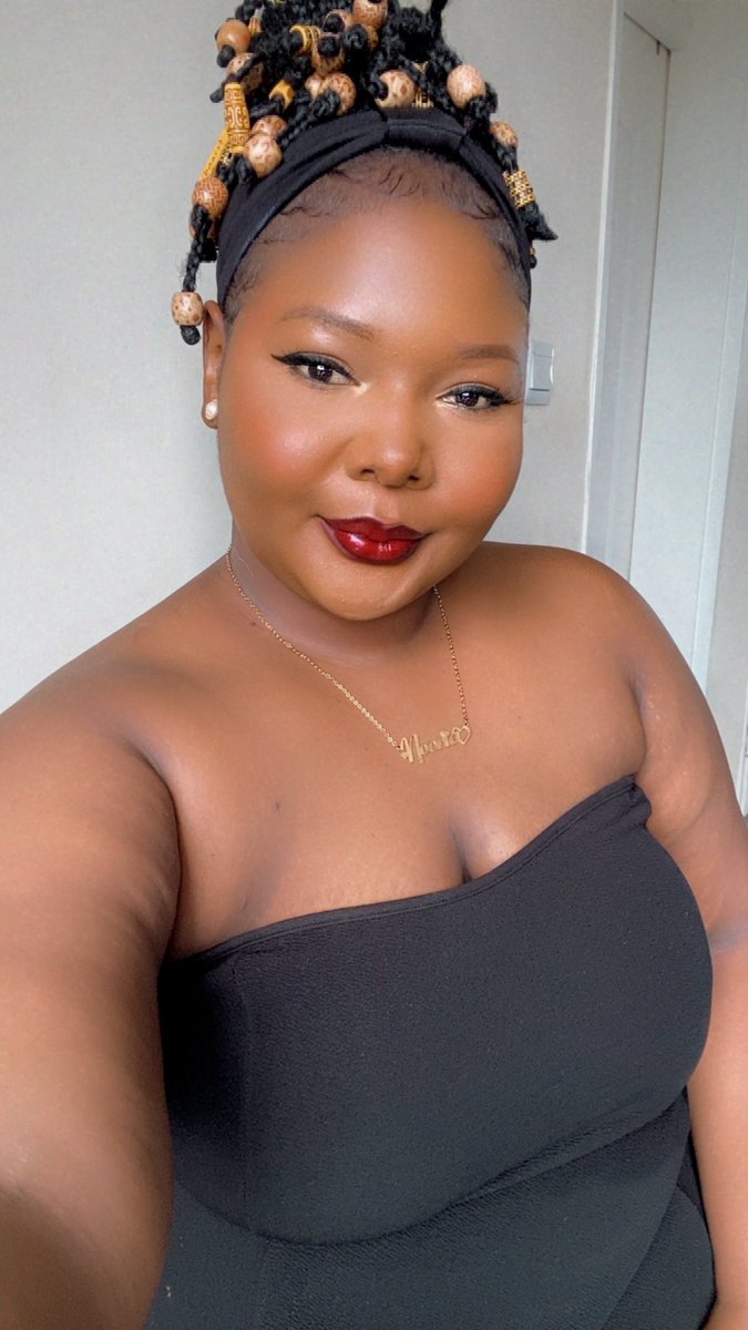 Nooria 🌸 tweet media