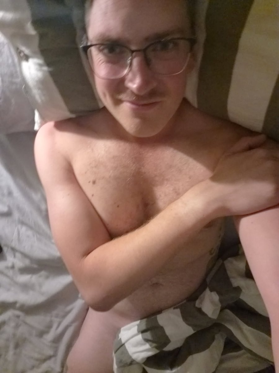 Robbaus89's tweet photo. G'night https://t.co/f5uzTm0gL9