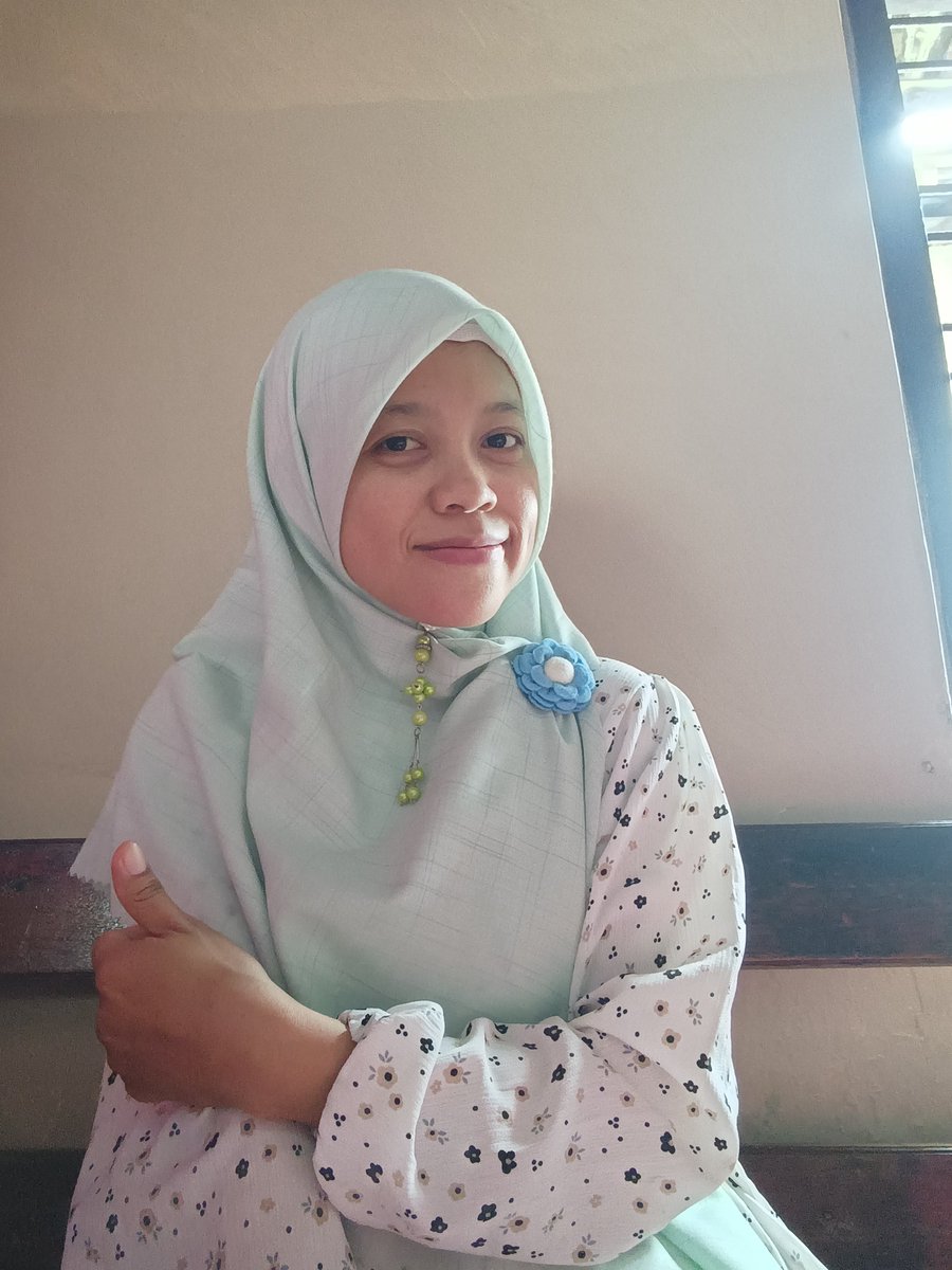 fatimazing's tweet photo. Meh kepala 3 tapi ijek enek seng nyangoni, alhamdulillah 😁😁😁 https://t.co/9ti4GtVgEz