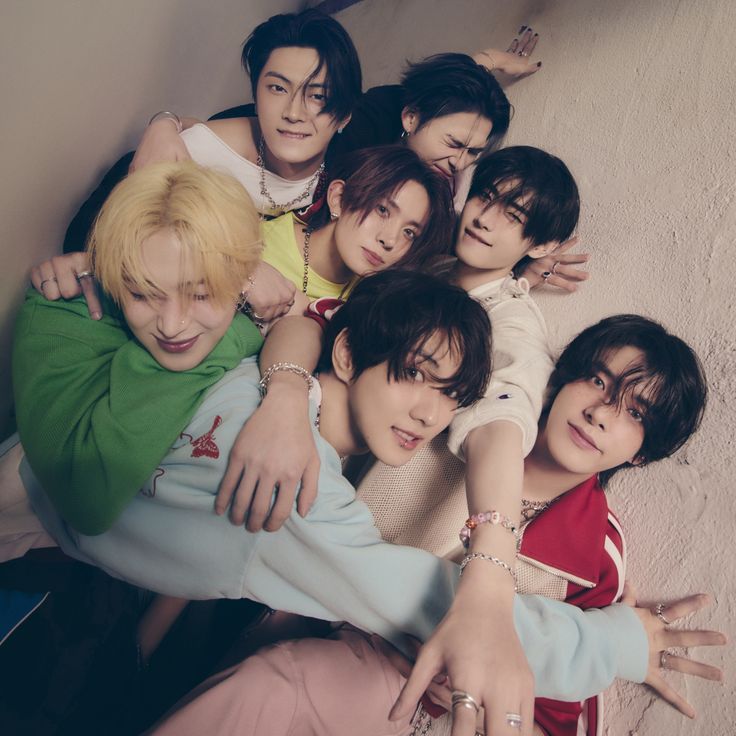 ENHYPEN IS SEVEN! tweet media