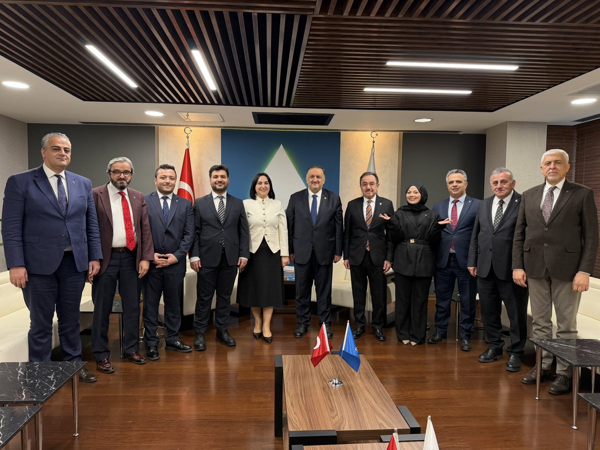 Büşra Sakınmaz tweet media